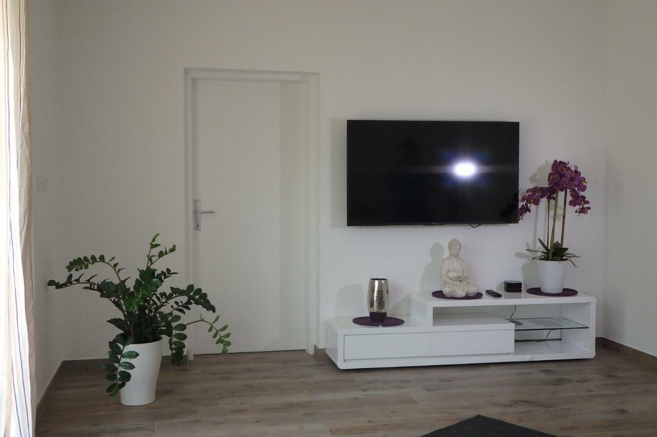 Apartamento Haus Mup Spittal an der Drau Exterior foto